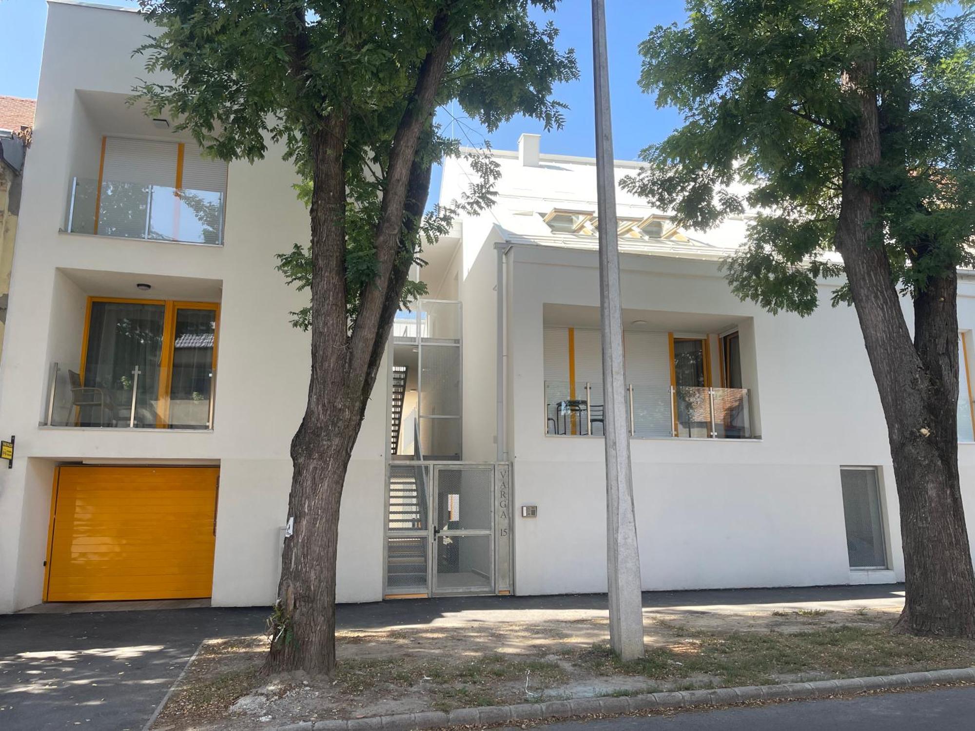 شقة Christy'S House ديبريتْسين المظهر الخارجي الصورة